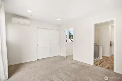6542 32nd Avenue NE #A, Seattle, WA 98115 - Photo 15