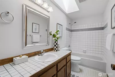 18228 NE 109th Street, Redmond, WA 98052 - Photo 27
