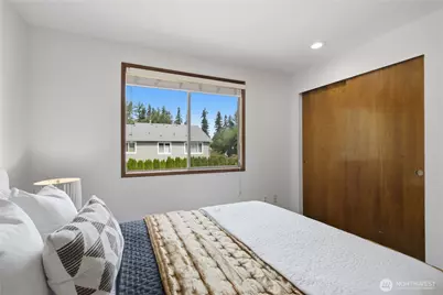18228 NE 109th Street, Redmond, WA 98052 - Photo 29