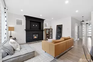112 101st Ave SE, Lake Stevens, WA 98258 - Photo 5