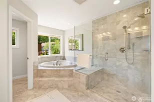8144 W Mercer Way, Mercer Island, WA 98040 - Photo 21