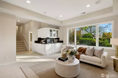 8144 W Mercer Way, Mercer Island, WA 98040 - Photo 29