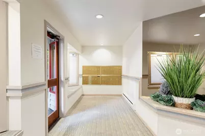 12027 15th Avenue NE #304, Seattle, WA 98125 - Photo 3