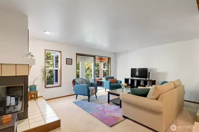 12027 15th Avenue NE #304, Seattle, WA 98125 - Photo 15