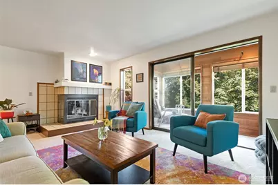 12027 15th Avenue NE #304, Seattle, WA 98125 - Photo 1