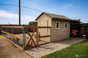 8831 NE Hillcrest Dr, Moses Lake, WA 98837 - Photo 39