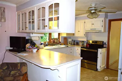 3520 NE 204th Street, Lake Forest Park, WA 98155 - Photo 11