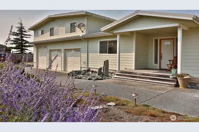 3787 Oceanside Drive, Greenbank, WA 98253 - Photo 9