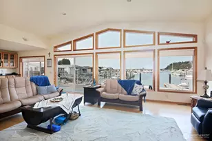 3787 Oceanside Dr, Greenbank, WA 98253 - Photo 11