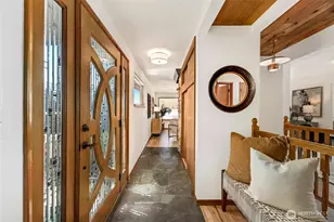 5813 SW Horton St, Seattle, WA 98116 - Photo 5