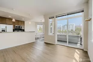 16141 Cleveland St, Redmond, WA 98052 - Photo 5