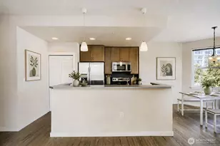 16141 Cleveland St, Redmond, WA 98052 - Photo 13