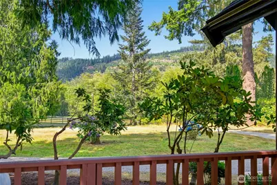 23501 Wallitner Road, Arlington, WA 98223 - Photo 27