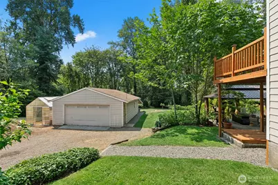 18011 18005 83rd Avenue NE, Kenmore, WA 98028 - Photo 3