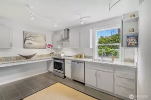 8804 5th Ave NE, Seattle, WA 98115 - Photo 15
