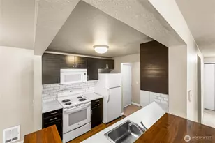 17624 1st Ave S, Burien, WA 98148 - Photo 23