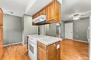 8610 Sequoia Ct SE, Yelm, WA 98597 - Photo 17