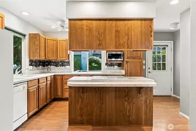 8610 Sequoia Court SE, Yelm, WA 98597 - Photo 15