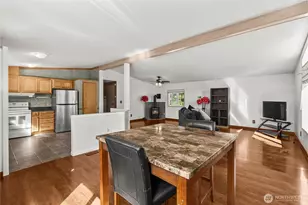 21716 146 St E, Bonney Lake, WA 98391 - Photo 11