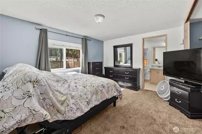 21716 146th Street E, Bonney Lake, WA 98391 - Photo 17