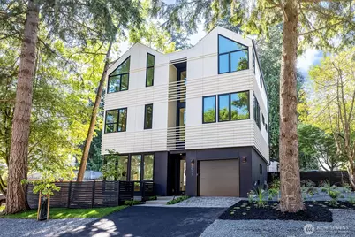 2011 NE 123rd Street, Seattle, WA 98125 - Photo 3