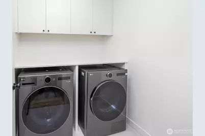 2011 NE 123rd Street, Seattle, WA 98125 - Photo 27