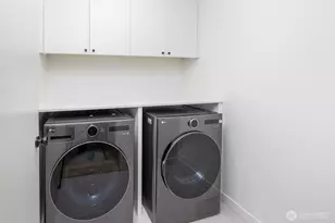 2011 NE 123rd St, Seattle, WA 98125 - Photo 27