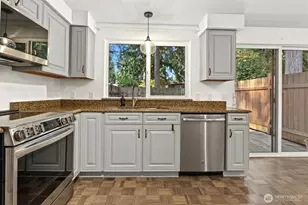 8719 238th St SW, Edmonds, WA 98026 - Photo 11