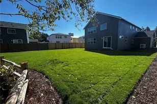 721 129th St E, Tacoma, WA 98445 - Photo 25