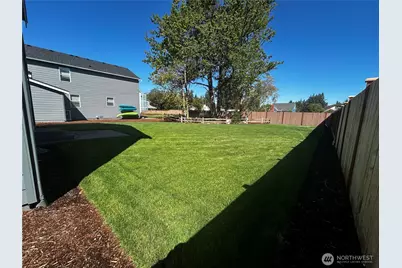 721 129th Street E #06, Tacoma, WA 98445 - Photo 23