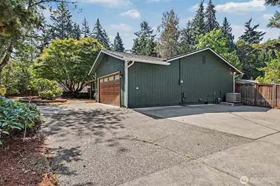 14205 154th Avenue SE, Renton, WA 98059 - Photo 31