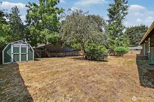 14205 154 Ave SE, Renton, WA 98059 - Photo 27