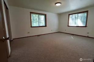 5204 53rd St W, University Place, WA 98467 - Photo 9