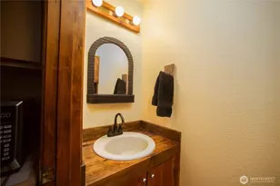 13814 214th St E, Graham, WA 98338 - Photo 21