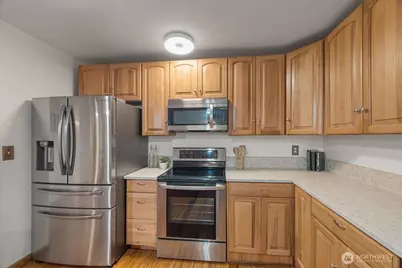 209 Emery Avenue N, South Prairie, WA 98385 - Photo 5