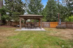 209 Emery Ave N, South Prairie, WA 98385 - Photo 3