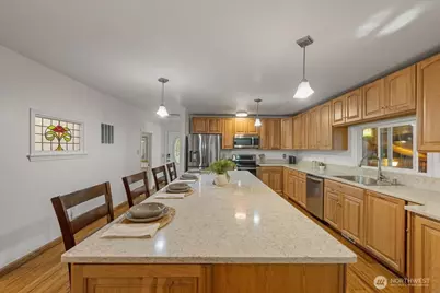 209 Emery Avenue N, South Prairie, WA 98385 - Photo 7