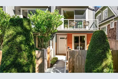 2340 44th Avenue SW #C, Seattle, WA 98116 - Photo 3