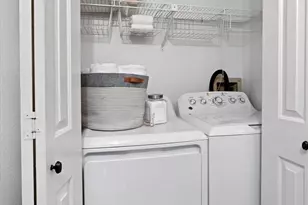 3802 25th Ave W, Seattle, WA 98199 - Photo 9