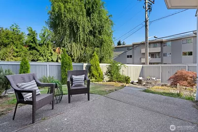 3802 25th Avenue W #4G, Seattle, WA 98199 - Photo 25