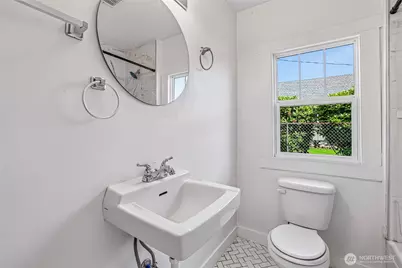 6925 52nd Avenue W, University Place, WA 98467 - Photo 19