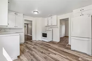 6925 52nd Ave W, University Place, WA 98467 - Photo 17
