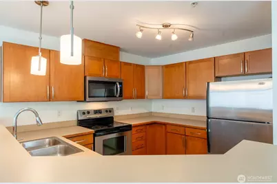4050 S 212th Court #B, SeaTac, WA 98198 - Photo 5