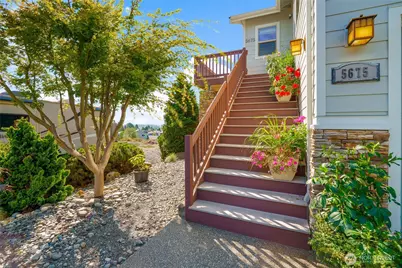 5675 Meadow View Court, Ferndale, WA 98248 - Photo 3