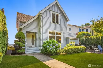 307 W Highland Drive, Seattle, WA 98119 - Photo 3