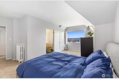 307 W Highland Drive, Seattle, WA 98119 - Photo 21