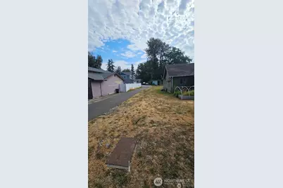 18534 Stone Avenue N, Shoreline, WA 98133 - Photo 3