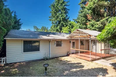 17552 Ballinger Way NE, Lake Forest Park, WA 98155 - Photo 23