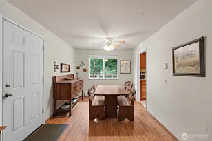 2016 Sycamore St SE, Lacey, WA 98503 - Photo 11