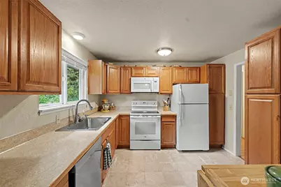 2016 Sycamore Street SE, Lacey, WA 98503 - Photo 13